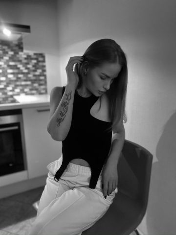 Диана Стриптизёрша фото 2