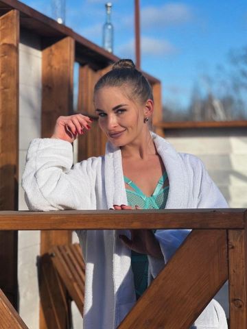 Диана Стриптизёрша фото 4